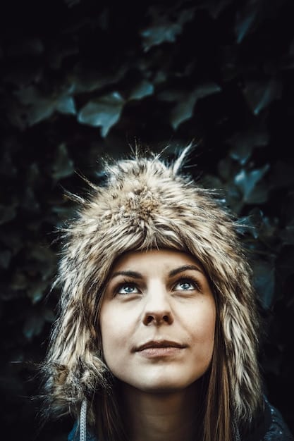 A close-up shot of Amy Dunne with a cold, calculating expression, hinting at her manipulative nature and the dark schemes she's capable of plotting.