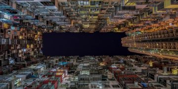 The Future of Streaming: Trends & Tech Predictions in the US - Cover Image